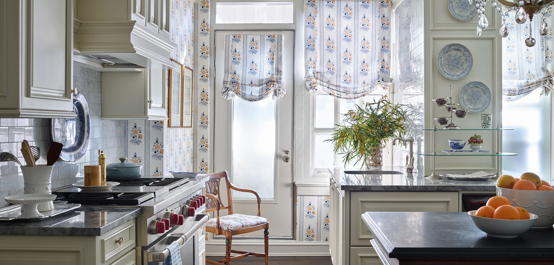 The Tailored Garden - Kim Scodro Wallpaper and Fabric Collection - Hero Image - Salomone Wallpaper in Blue & Gold - Insitu